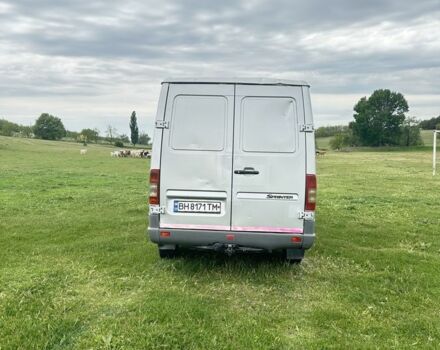Серый Мерседес Sprinter, объемом двигателя 2.7 л и пробегом 678 тыс. км за 9200 $, фото 5 на Automoto.ua