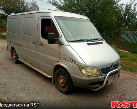 Серый Мерседес Sprinter, объемом двигателя 22 л и пробегом 304 тыс. км за 6800 $, фото 7 на Automoto.ua