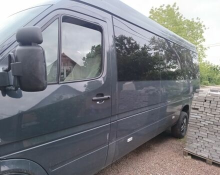 Серый Мерседес Sprinter, объемом двигателя 2.7 л и пробегом 500 тыс. км за 9500 $, фото 5 на Automoto.ua