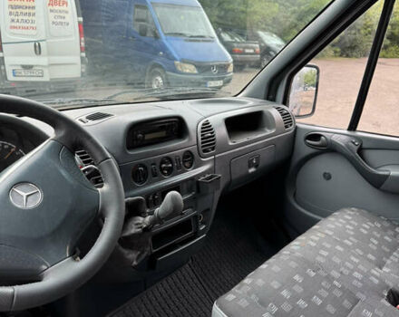 Сірий Мерседес Sprinter, об'ємом двигуна 2.7 л та пробігом 397 тис. км за 17500 $, фото 4 на Automoto.ua