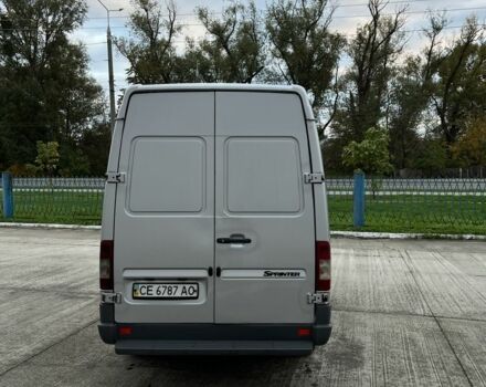Серый Мерседес Sprinter, объемом двигателя 2.1 л и пробегом 760 тыс. км за 8800 $, фото 4 на Automoto.ua