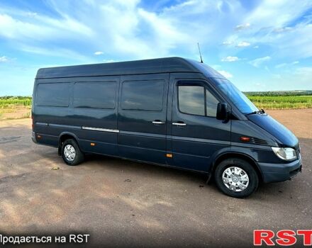 Серый Мерседес Sprinter, объемом двигателя 2.1 л и пробегом 380 тыс. км за 9200 $, фото 7 на Automoto.ua