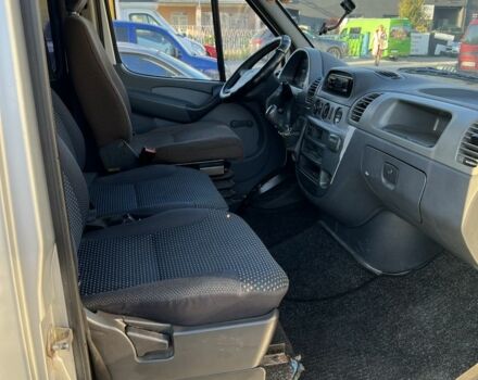 Серый Мерседес Sprinter, объемом двигателя 2.1 л и пробегом 760 тыс. км за 8800 $, фото 6 на Automoto.ua