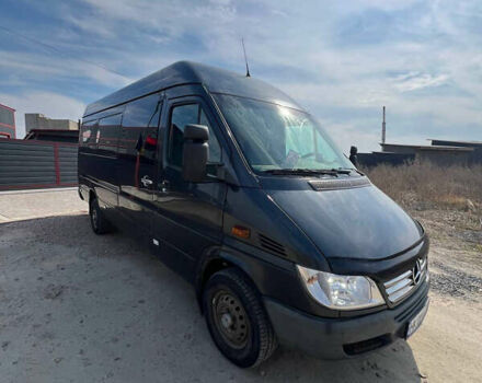 Серый Мерседес Sprinter, объемом двигателя 2.7 л и пробегом 750 тыс. км за 7650 $, фото 2 на Automoto.ua