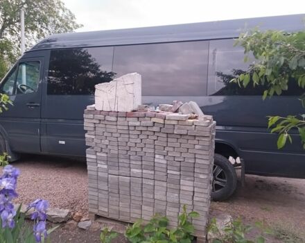 Серый Мерседес Sprinter, объемом двигателя 2.7 л и пробегом 500 тыс. км за 9500 $, фото 11 на Automoto.ua