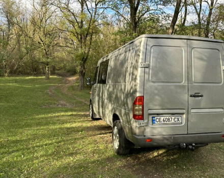 Серый Мерседес Sprinter, объемом двигателя 2.15 л и пробегом 804 тыс. км за 7300 $, фото 16 на Automoto.ua