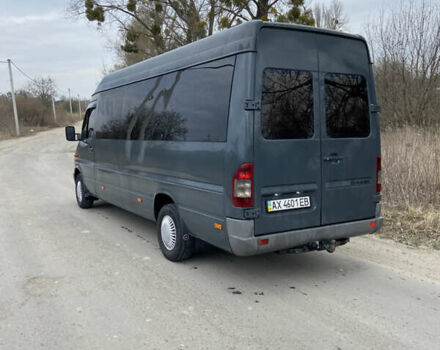 Серый Мерседес Sprinter, объемом двигателя 2.15 л и пробегом 320 тыс. км за 9800 $, фото 4 на Automoto.ua