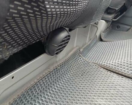 Мерседес Sprinter 2005 в Подволочиск на Automoto.ua Серый Мерседес Sprinter, объемом двигателя 2.15 л и пробегом 600 тыс. км за 14500 $, фото 8 на Automoto.ua