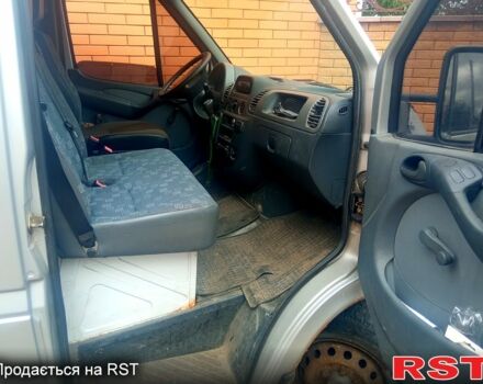 Серый Мерседес Sprinter, объемом двигателя 22 л и пробегом 304 тыс. км за 6800 $, фото 11 на Automoto.ua