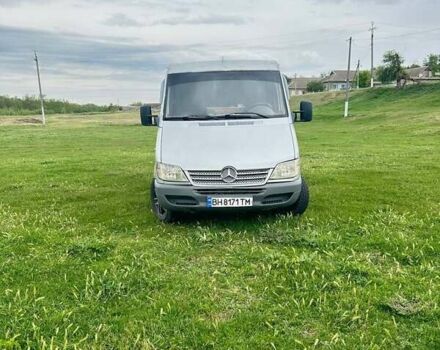 Серый Мерседес Sprinter, объемом двигателя 2.7 л и пробегом 678 тыс. км за 9200 $, фото 2 на Automoto.ua