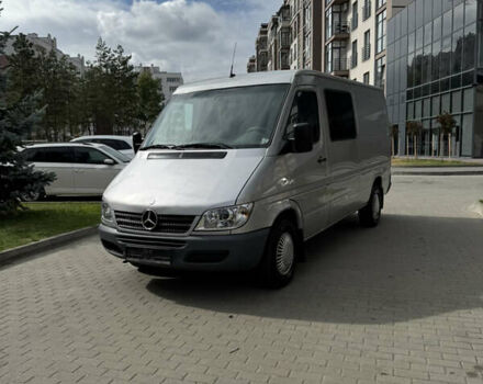 Серый Мерседес Sprinter, объемом двигателя 2.7 л и пробегом 560 тыс. км за 11000 $, фото 3 на Automoto.ua