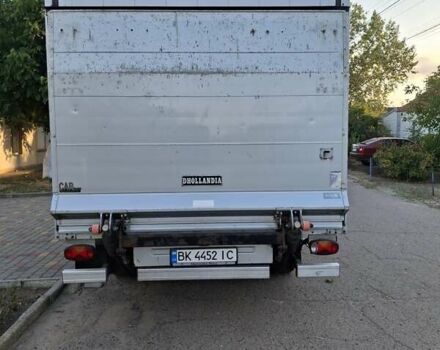 Серый Мерседес Sprinter, объемом двигателя 2.7 л и пробегом 298 тыс. км за 15800 $, фото 6 на Automoto.ua