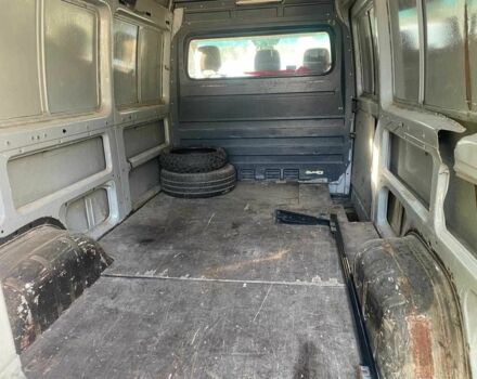 Серый Мерседес Sprinter, объемом двигателя 2.2 л и пробегом 400 тыс. км за 4389 $, фото 6 на Automoto.ua