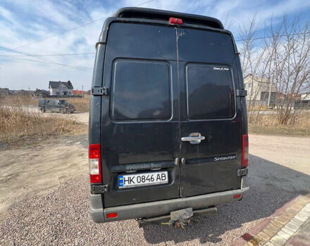 Серый Мерседес Sprinter, объемом двигателя 2.7 л и пробегом 750 тыс. км за 7650 $, фото 3 на Automoto.ua