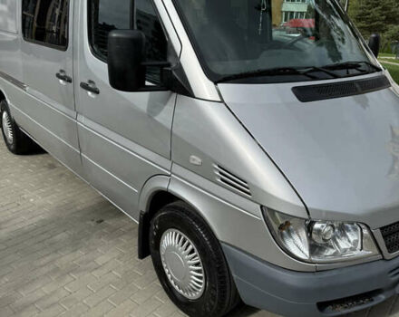 Серый Мерседес Sprinter, объемом двигателя 2.7 л и пробегом 560 тыс. км за 11000 $, фото 7 на Automoto.ua