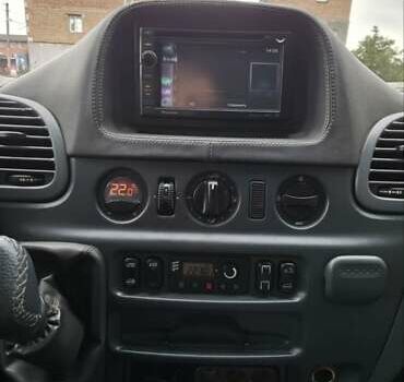 Сірий Мерседес Sprinter, об'ємом двигуна 2.7 л та пробігом 412 тис. км за 13000 $, фото 25 на Automoto.ua