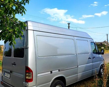 Серый Мерседес Sprinter, объемом двигателя 2.1 л и пробегом 400 тыс. км за 9000 $, фото 5 на Automoto.ua