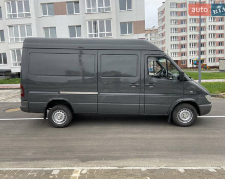 Сірий Мерседес Sprinter, об'ємом двигуна 2.15 л та пробігом 400 тис. км за 9950 $, фото 1 на Automoto.ua