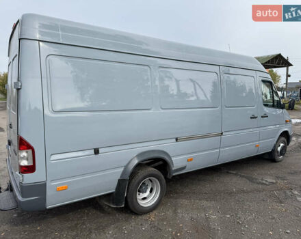 Серый Мерседес Sprinter, объемом двигателя 2.7 л и пробегом 398 тыс. км за 18500 $, фото 3 на Automoto.ua