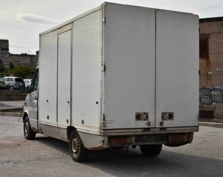 Серый Мерседес Sprinter, объемом двигателя 2.2 л и пробегом 620 тыс. км за 7150 $, фото 5 на Automoto.ua