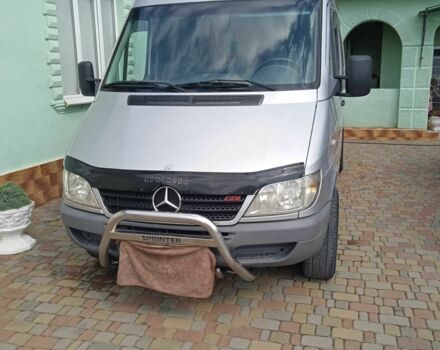 Серый Мерседес Sprinter, объемом двигателя 2.2 л и пробегом 514 тыс. км за 10500 $, фото 2 на Automoto.ua