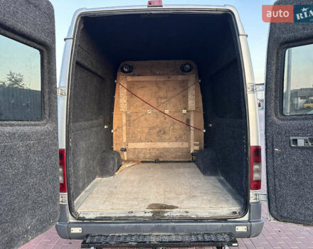 Сірий Мерседес Sprinter, об'ємом двигуна 2.7 л та пробігом 498 тис. км за 12999 $, фото 21 на Automoto.ua
