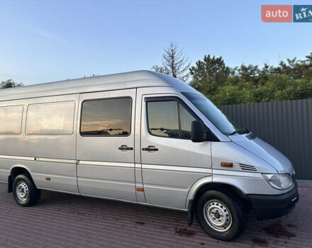 Серый Мерседес Sprinter, объемом двигателя 2.7 л и пробегом 498 тыс. км за 13000 $, фото 5 на Automoto.ua