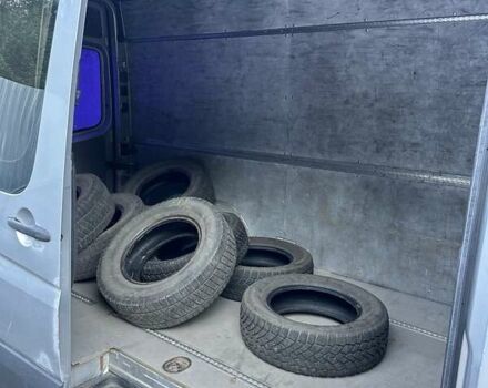 Серый Мерседес Sprinter, объемом двигателя 2.15 л и пробегом 300 тыс. км за 11500 $, фото 8 на Automoto.ua