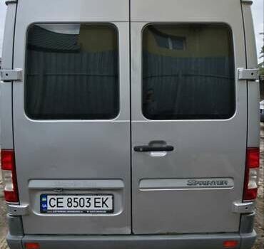 Сірий Мерседес Sprinter, об'ємом двигуна 2.7 л та пробігом 412 тис. км за 13000 $, фото 2 на Automoto.ua