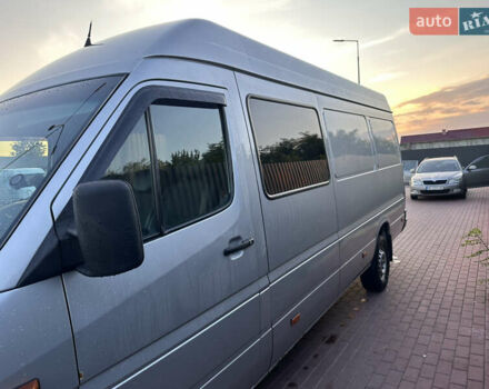 Серый Мерседес Sprinter, объемом двигателя 2.7 л и пробегом 498 тыс. км за 13000 $, фото 10 на Automoto.ua