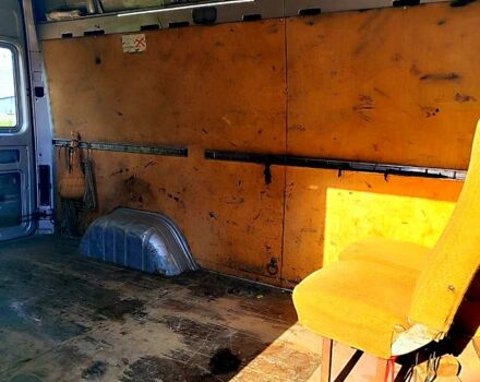 Серый Мерседес Sprinter, объемом двигателя 2.1 л и пробегом 400 тыс. км за 9000 $, фото 7 на Automoto.ua