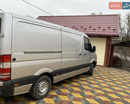 Серый Мерседес Sprinter, объемом двигателя 2.1 л и пробегом 416 тыс. км за 11700 $, фото 3 на Automoto.ua