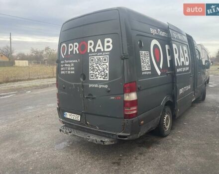 Серый Мерседес Sprinter, объемом двигателя 2.1 л и пробегом 468 тыс. км за 8000 $, фото 2 на Automoto.ua