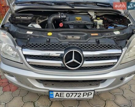 Серый Мерседес Sprinter, объемом двигателя 2.14 л и пробегом 552 тыс. км за 33000 $, фото 7 на Automoto.ua