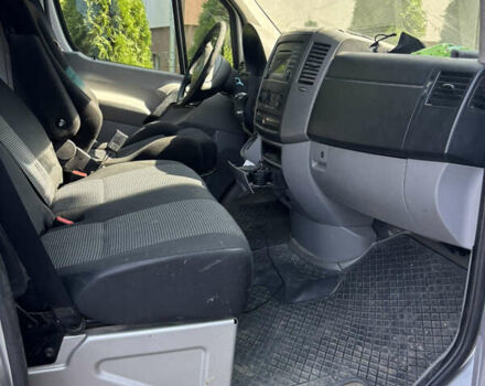 Серый Мерседес Sprinter, объемом двигателя 0 л и пробегом 460 тыс. км за 14200 $, фото 1 на Automoto.ua