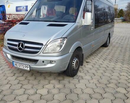 Серый Мерседес Sprinter, объемом двигателя 2.14 л и пробегом 552 тыс. км за 33000 $, фото 2 на Automoto.ua