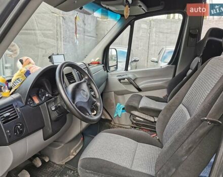 Серый Мерседес Sprinter, объемом двигателя 2.99 л и пробегом 296 тыс. км за 21000 $, фото 14 на Automoto.ua
