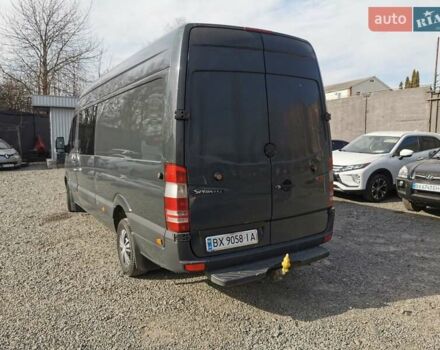 Серый Мерседес Sprinter, объемом двигателя 2.99 л и пробегом 292 тыс. км за 19800 $, фото 5 на Automoto.ua