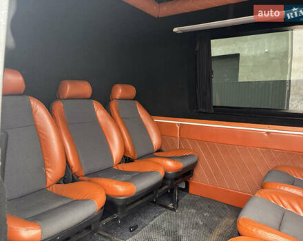 Сірий Мерседес Sprinter, об'ємом двигуна 3.2 л та пробігом 320 тис. км за 18900 $, фото 13 на Automoto.ua
