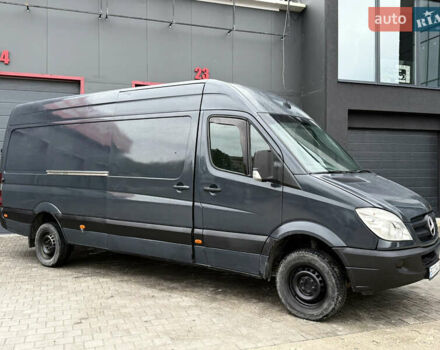 Серый Мерседес Sprinter, объемом двигателя 2.19 л и пробегом 250 тыс. км за 9700 $, фото 11 на Automoto.ua
