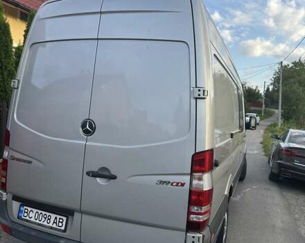 Сірий Мерседес Sprinter, об'ємом двигуна 3 л та пробігом 400 тис. км за 18500 $, фото 4 на Automoto.ua