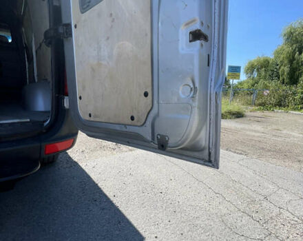 Серый Мерседес Sprinter, объемом двигателя 2.2 л и пробегом 300 тыс. км за 20200 $, фото 23 на Automoto.ua