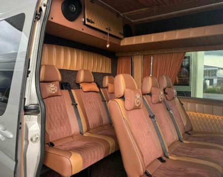 Серый Мерседес Sprinter, объемом двигателя 2.1 л и пробегом 430 тыс. км за 20900 $, фото 2 на Automoto.ua