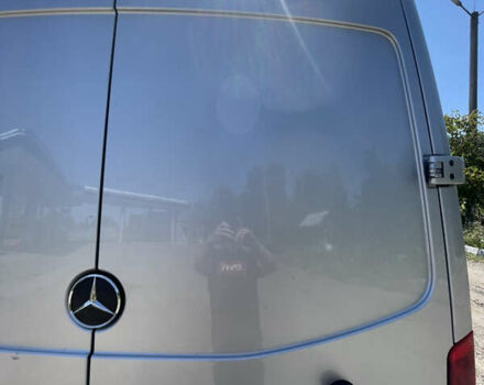 Серый Мерседес Sprinter, объемом двигателя 2.2 л и пробегом 300 тыс. км за 20200 $, фото 18 на Automoto.ua