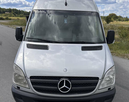 Серый Мерседес Sprinter, объемом двигателя 1.8 л и пробегом 280 тыс. км за 14800 $, фото 3 на Automoto.ua