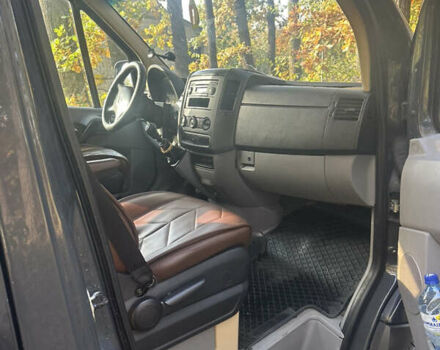 Серый Мерседес Sprinter, объемом двигателя 2.2 л и пробегом 525 тыс. км за 22000 $, фото 4 на Automoto.ua