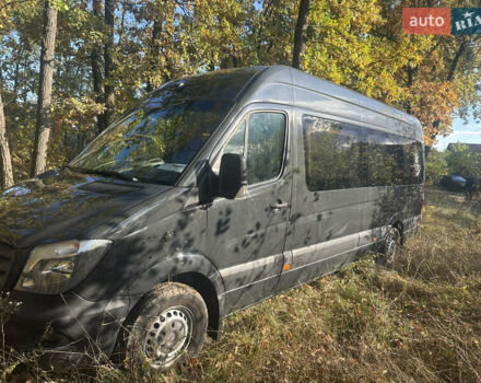 Серый Мерседес Sprinter, объемом двигателя 2.2 л и пробегом 525 тыс. км за 22000 $, фото 1 на Automoto.ua