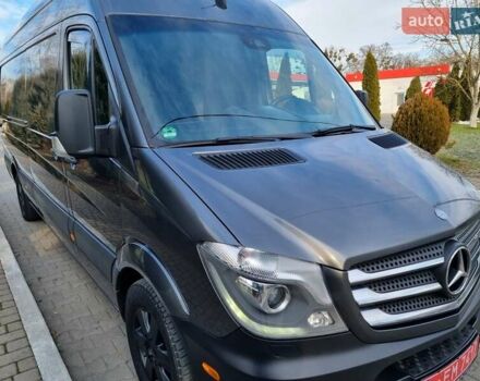 Серый Мерседес Sprinter, объемом двигателя 3 л и пробегом 984 тыс. км за 23850 $, фото 8 на Automoto.ua