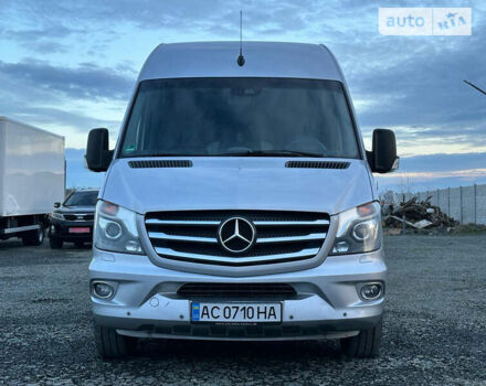 Серый Мерседес Sprinter, объемом двигателя 2.1 л и пробегом 322 тыс. км за 21900 $, фото 1 на Automoto.ua