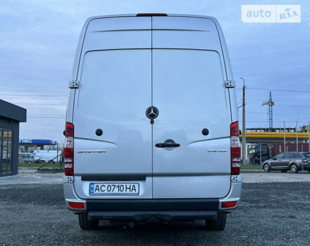 Серый Мерседес Sprinter, объемом двигателя 2.1 л и пробегом 322 тыс. км за 21900 $, фото 5 на Automoto.ua